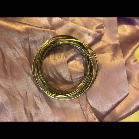 12 silver bangles - Picture 2 of 4